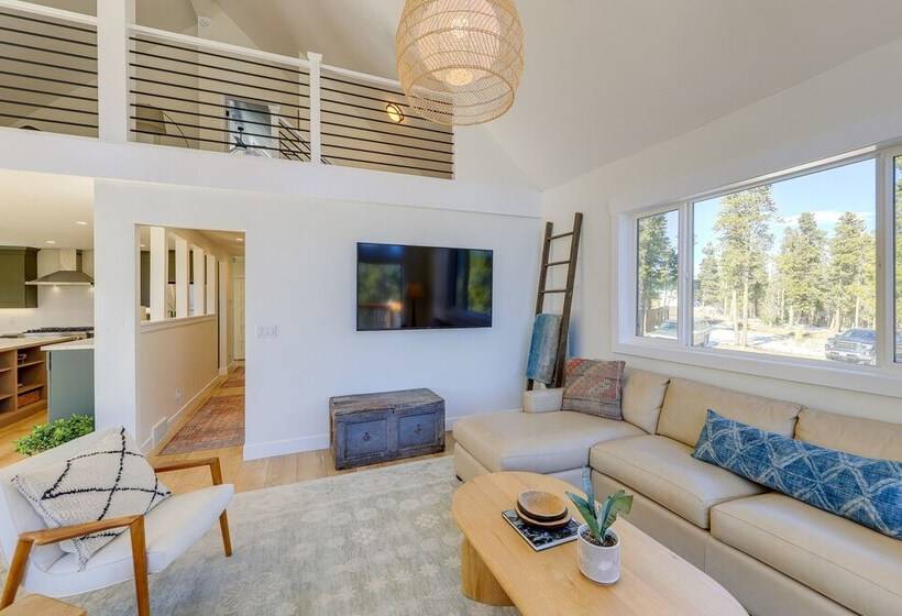 Spacious Black Hawk Home W/ Deck & Mountain Views!