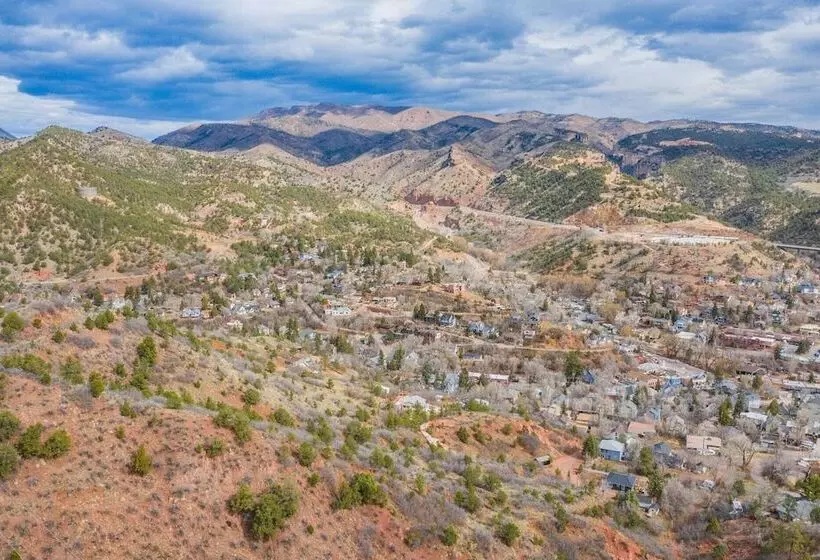 1br Quiet Neighborhood & Nearby Parks