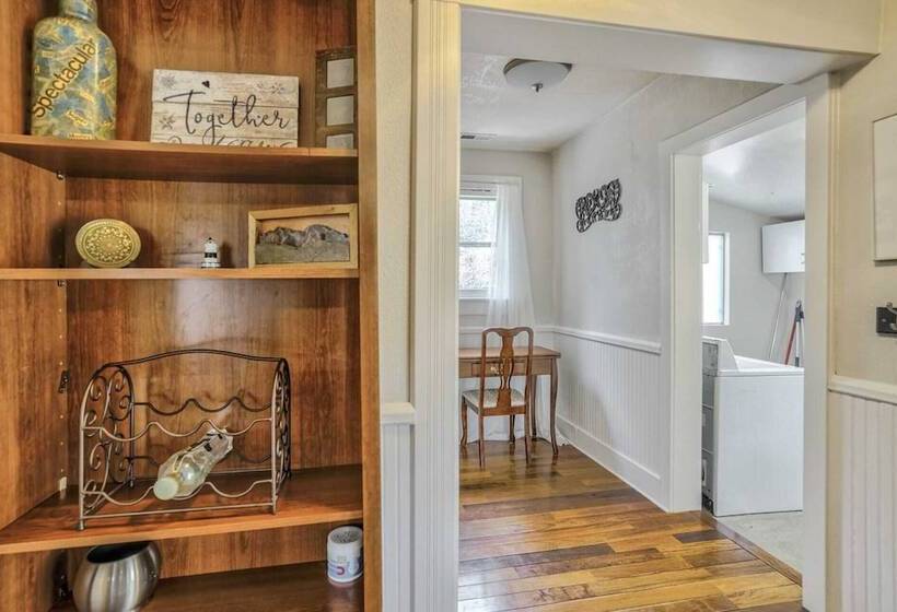 1br Quiet Neighborhood & Nearby Parks