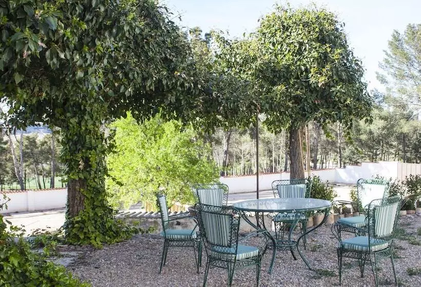 Aamiaismajoitus (B&B) Casa Rural Majada Del Conde