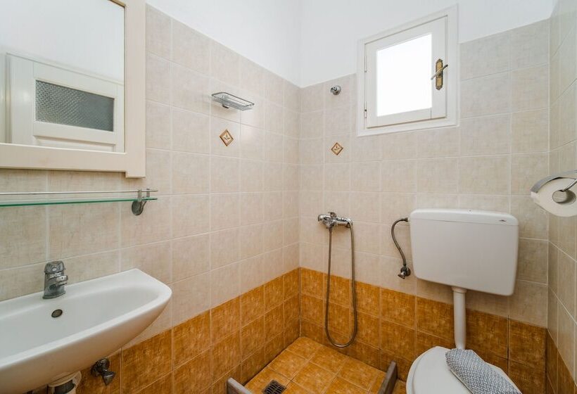 בית מלון כפרי Ancient Thera Apartments