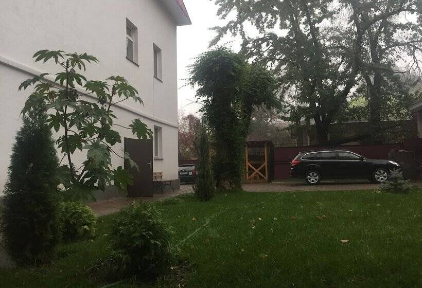 هاستل Fiveseasons