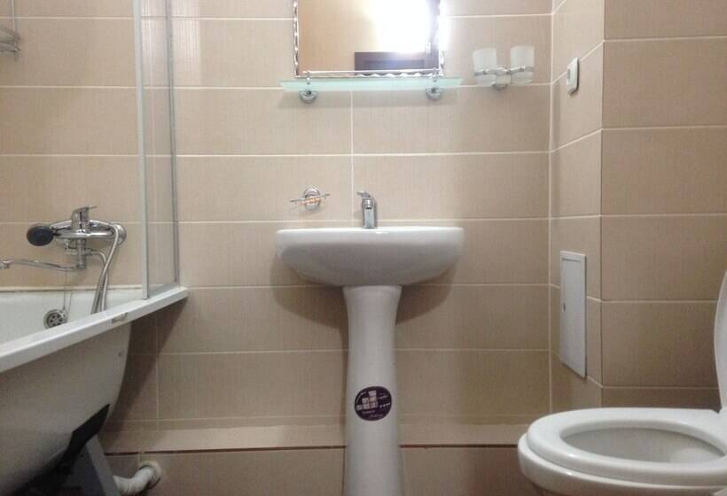 هاستل Fiveseasons