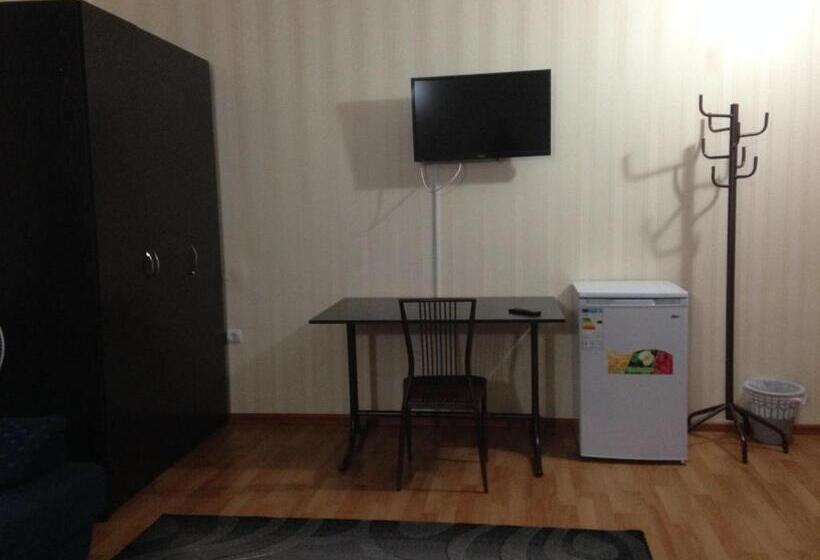 هاستل Fiveseasons