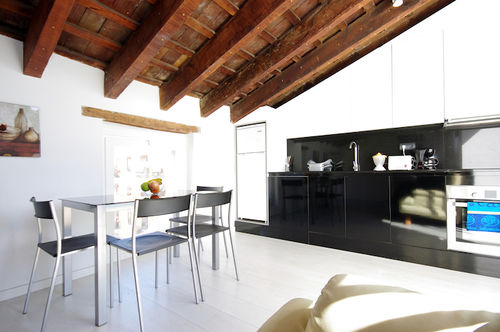 Mosen Sorell Apartments