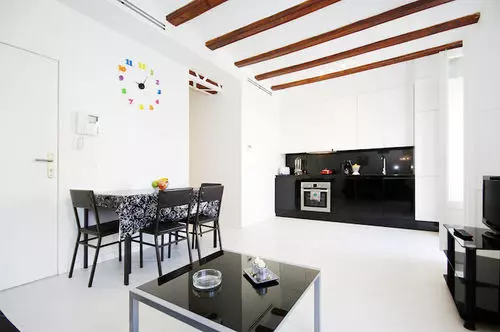 Mosen Sorell Apartments