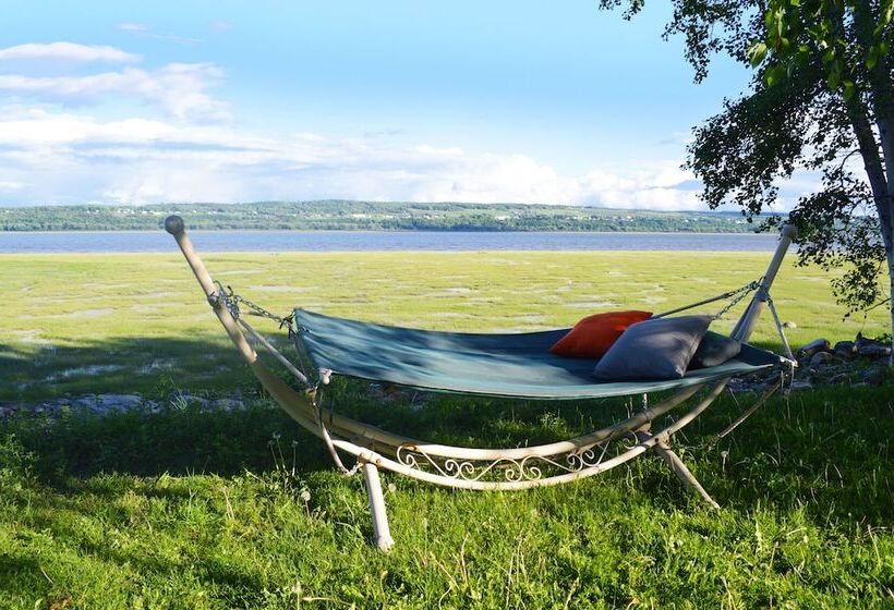 Condo & Motel Des Berges