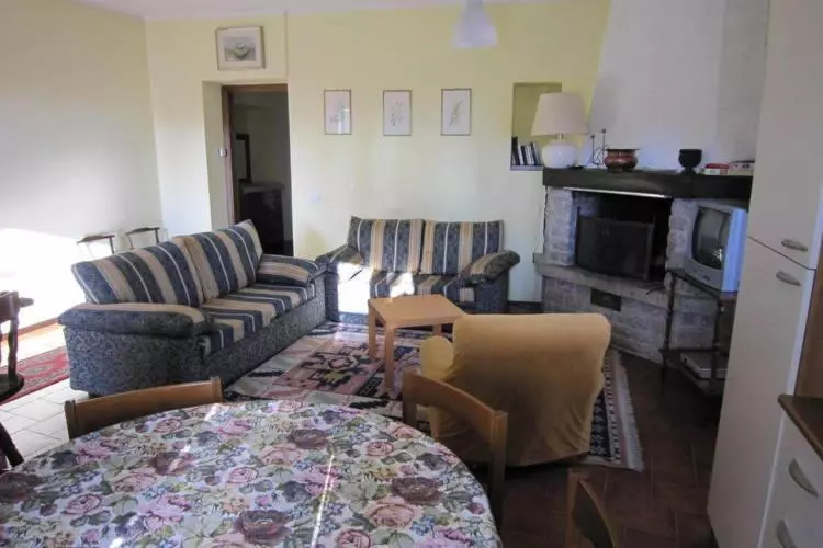 Hotelli Agriturismo Monterosso