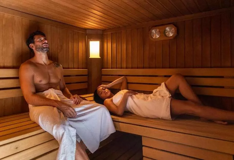Hotelli Alpino Wellness & Spa