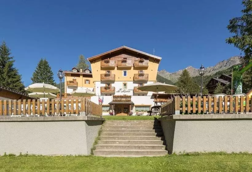 Hotelli Alpino Wellness & Spa