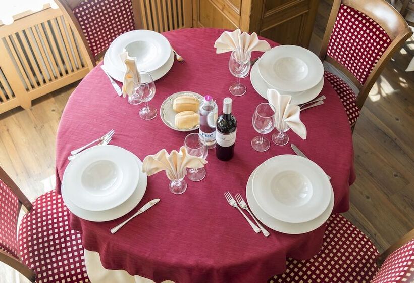 Отель Alpino Wellness & Spa