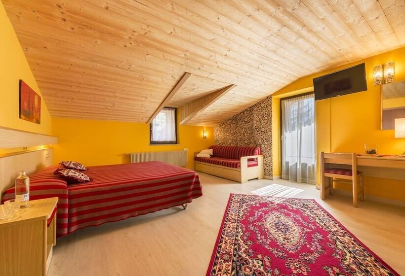 Отель Alpino Wellness & Spa