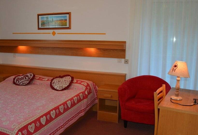 Отель Alpino Wellness & Spa