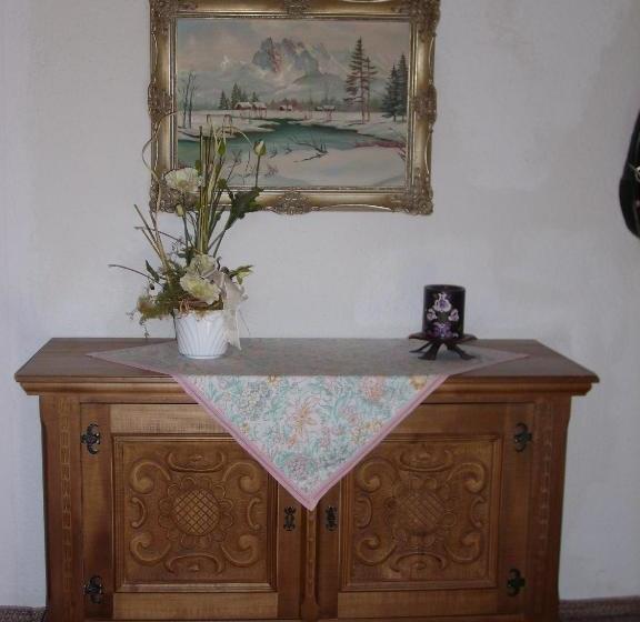 Отель Appartements Birkenhof