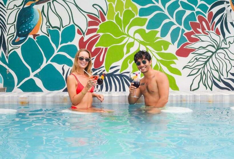 酒店 Coast Boracay