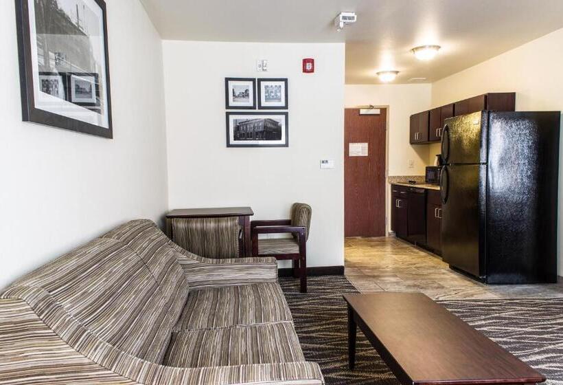 Cobblestone Hotel & Suites   Chippewa Falls