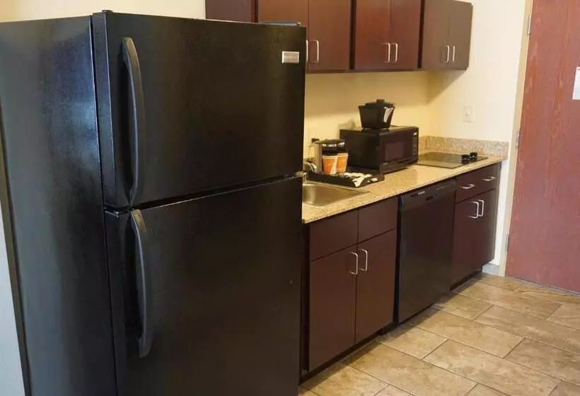 Cobblestone Hotel & Suites Chippewa Falls