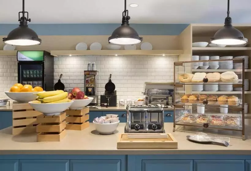 ホテル Country Inn & Suites By Radisson Asheville River Arts District