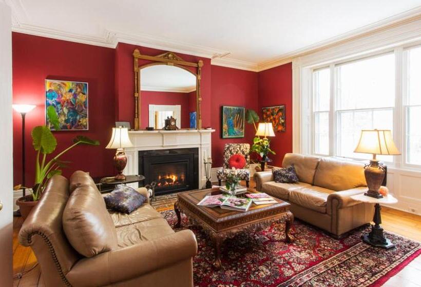 בית מלון כפרי Historic Lyons House