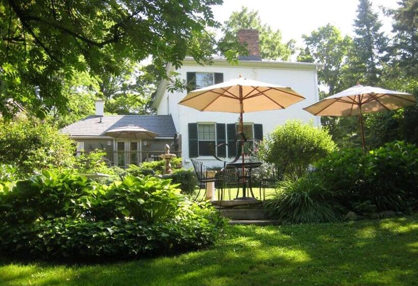 בית מלון כפרי Historic Lyons House