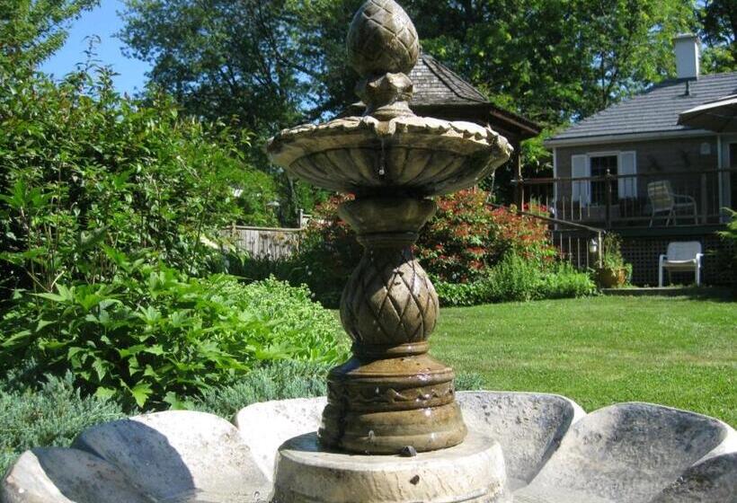 בית מלון כפרי Historic Lyons House