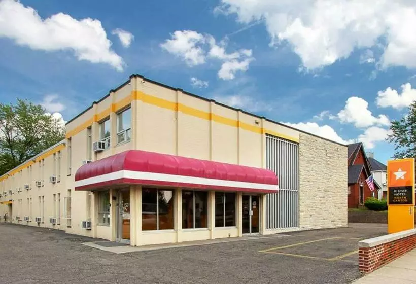 ホテル M Star North Canton   Hall Of Fame