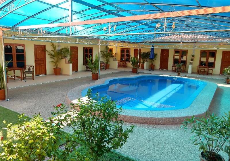 Отель Malee Resort