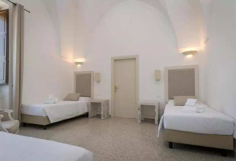 Hotelli Masseria Mazzetta Salento Corte Del Falconiere B&b