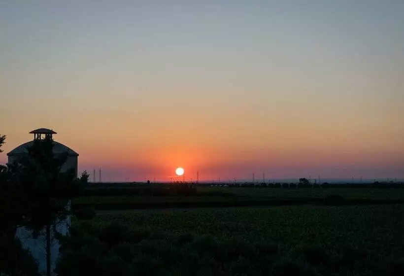 Hotelli Masseria Mazzetta Salento Corte Del Falconiere B&b