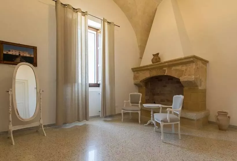 Hotelli Masseria Mazzetta Salento Corte Del Falconiere B&b