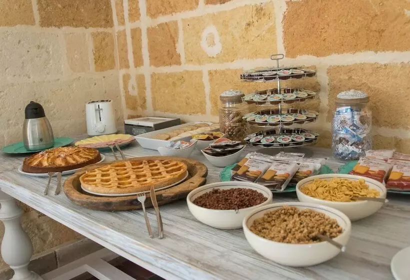 Hotelli Masseria Mazzetta Salento Corte Del Falconiere B&b