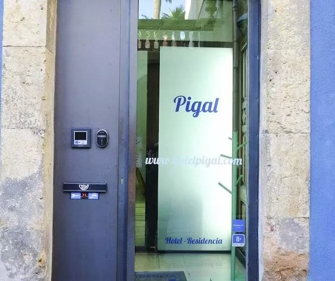 هتل Pigal