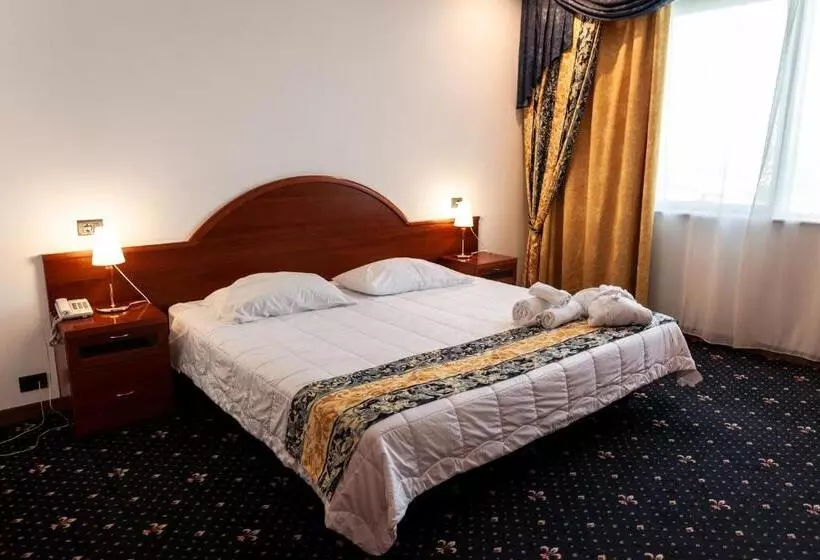 هتل River Palace