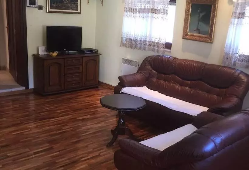 هتل Villa Ivana