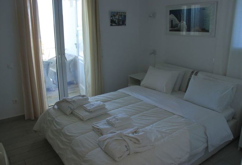 Maroulina's Boutique Studios & Apartments