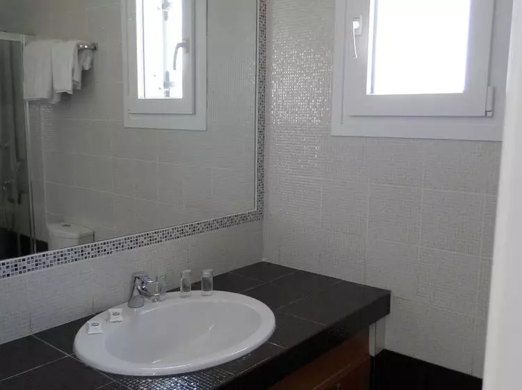 Maroulina's Boutique Studios & Apartments