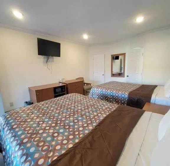 Townhouse Motel