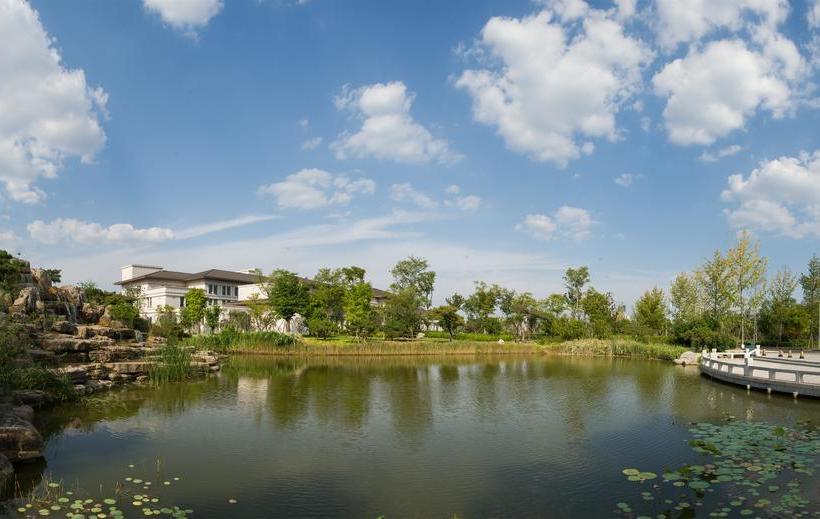 Otel Linyi Blue Horizon International Yi He