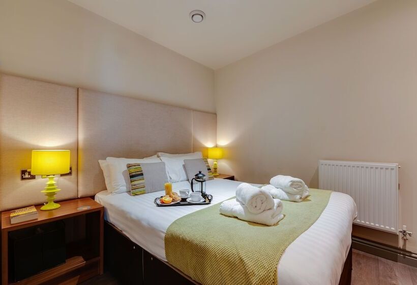 호텔 Base Serviced Apartments City Road