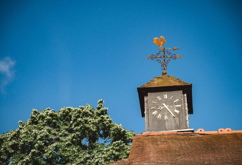 호텔 Cim Business Centre