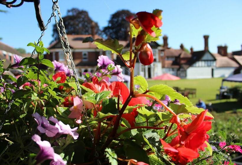 호텔 Cim Business Centre