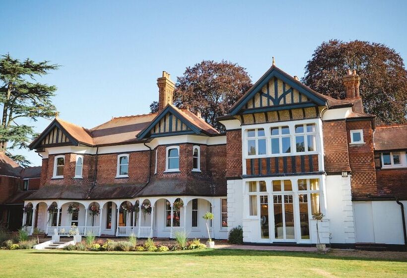 호텔 Cim Business Centre