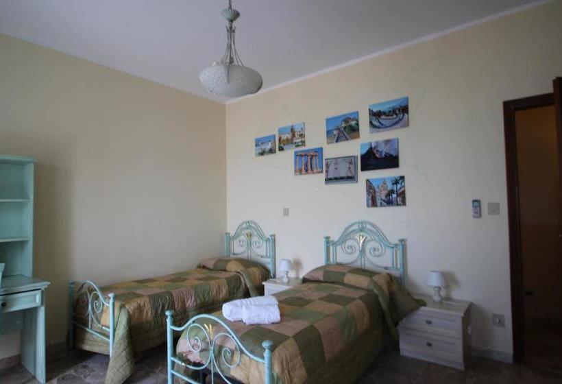 Hotel Difrontealmare