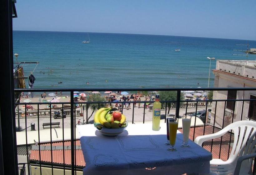 Hotel Difrontealmare