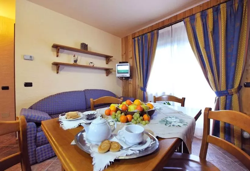 ホテル Family Apartments Le Chalet
