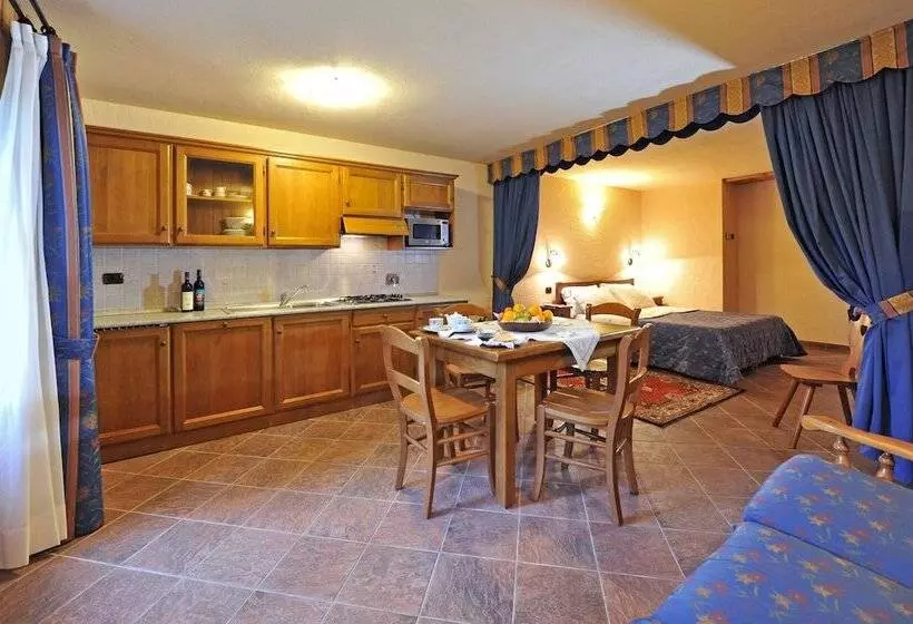 ホテル Family Apartments Le Chalet
