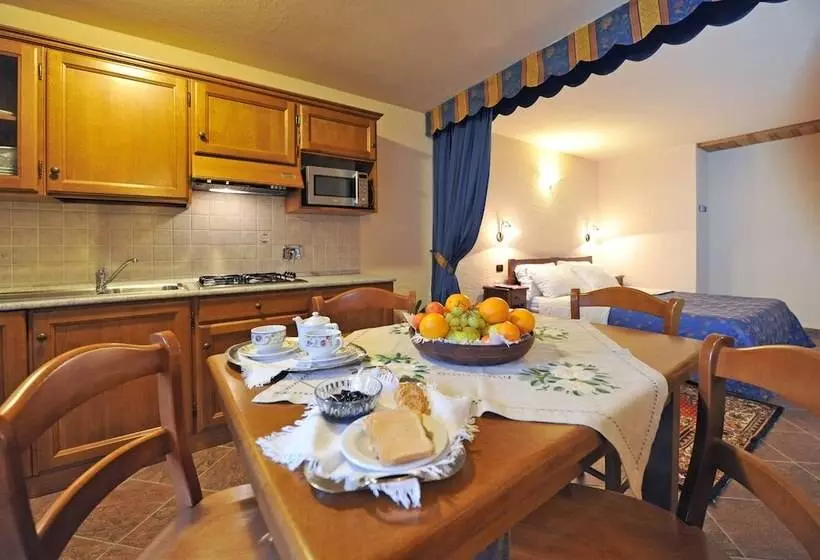 ホテル Family Apartments Le Chalet