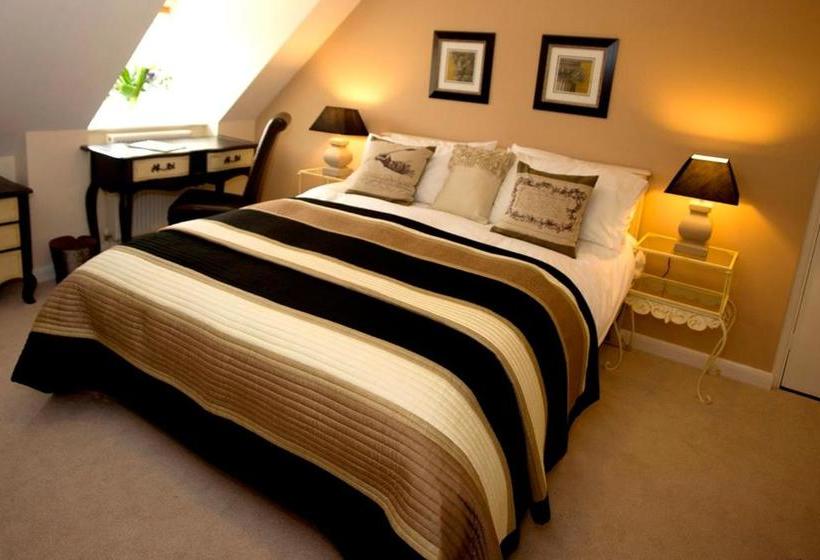 בית מלון כפרי Innocence Rooms East