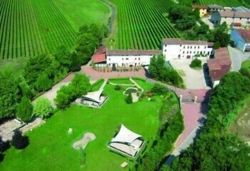 בית מלון כפרי Resort La Mola