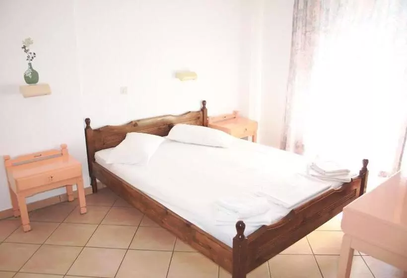 هتل Villa Rebecca